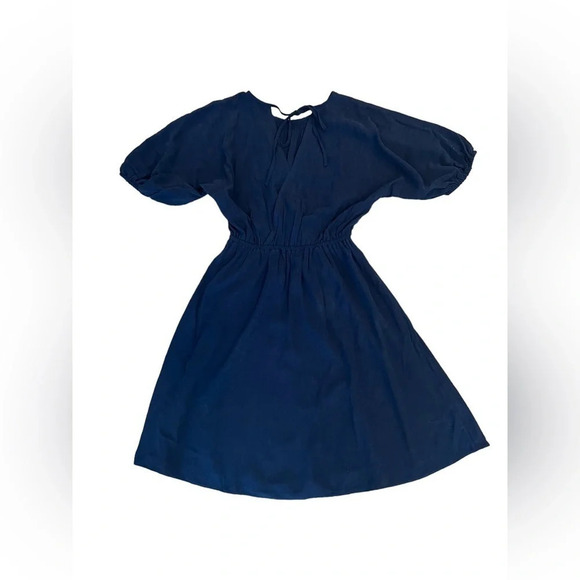 Madewell Cutout-Back Mini Dress 
Size xs
Pit to pit 20” - Picture 5 of 8